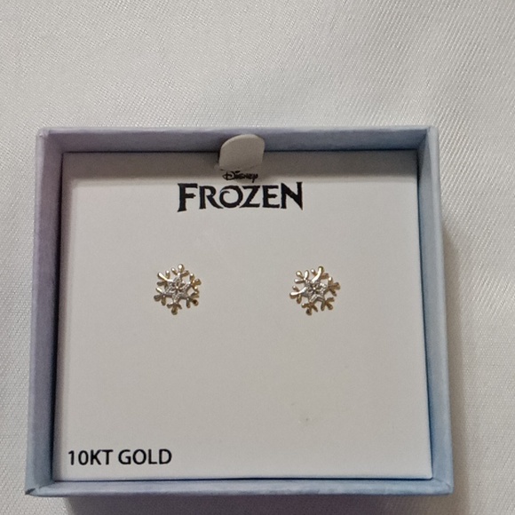 10kt Gold Disney FROZEN snowflake earrings - Picture 2 of 9